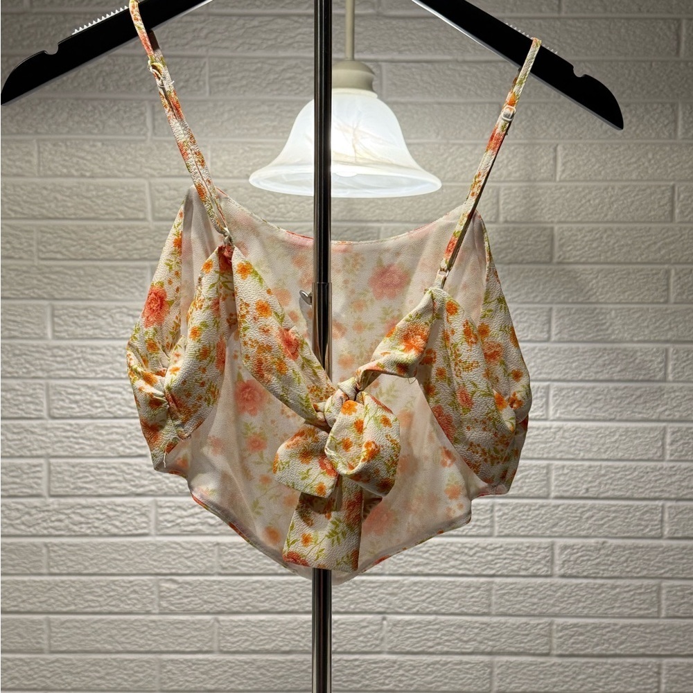 Cream Asymmetrical Sleeveless Camisole - Picture 2 of 4